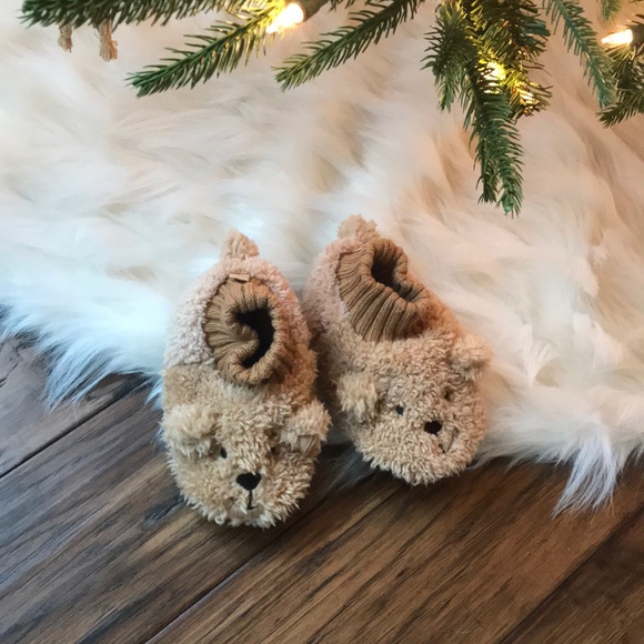 gap cozy bear slippers